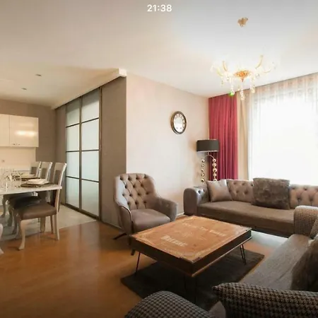 Cts Elysium Duplex Apt. 85 *