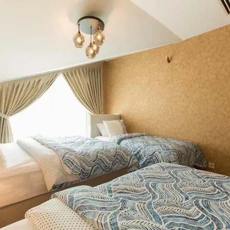 Cts Elysium Duplex Apt. 85