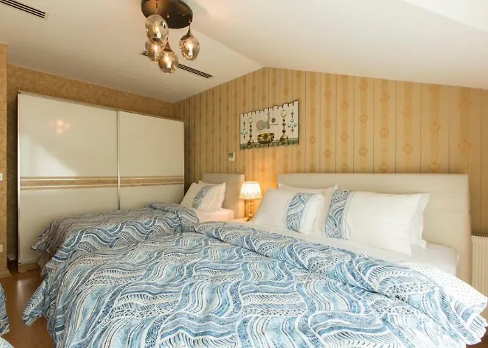 Cts Elysium Duplex Apt. 85